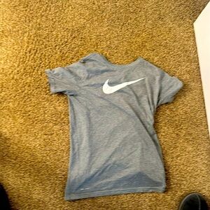 Grey nike shirt Kids size XL